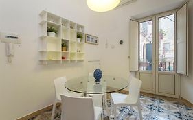 Elegant Apartment In Taormina